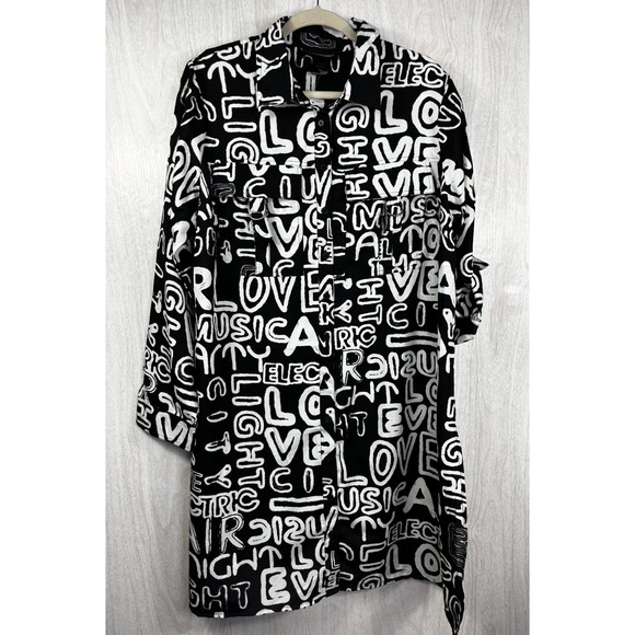Ashley Stewart NWT Love Music Graffiti Shirt Dress 14 Black White Streetwear - Picture 2 of 8